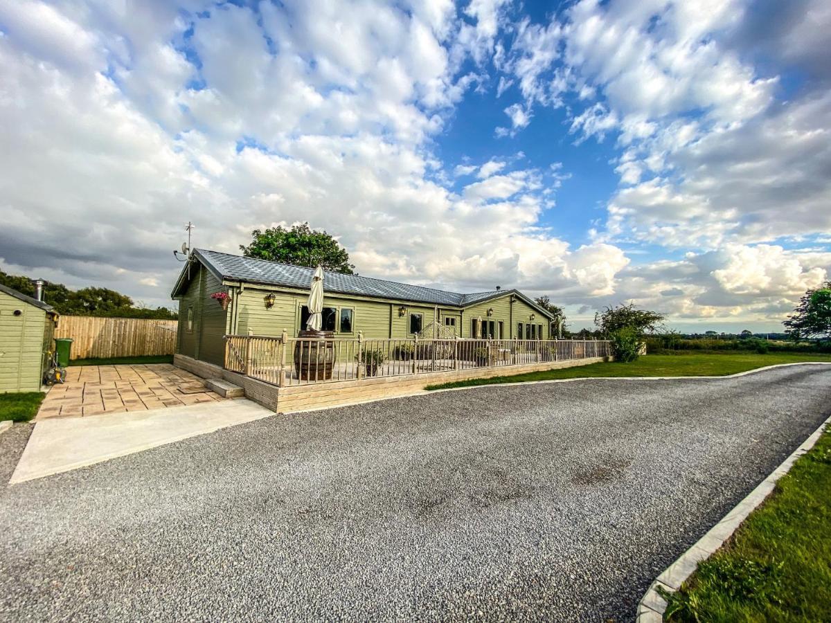 Beautiful 3-Bed Luxury Private Lodge In York Exteriér fotografie